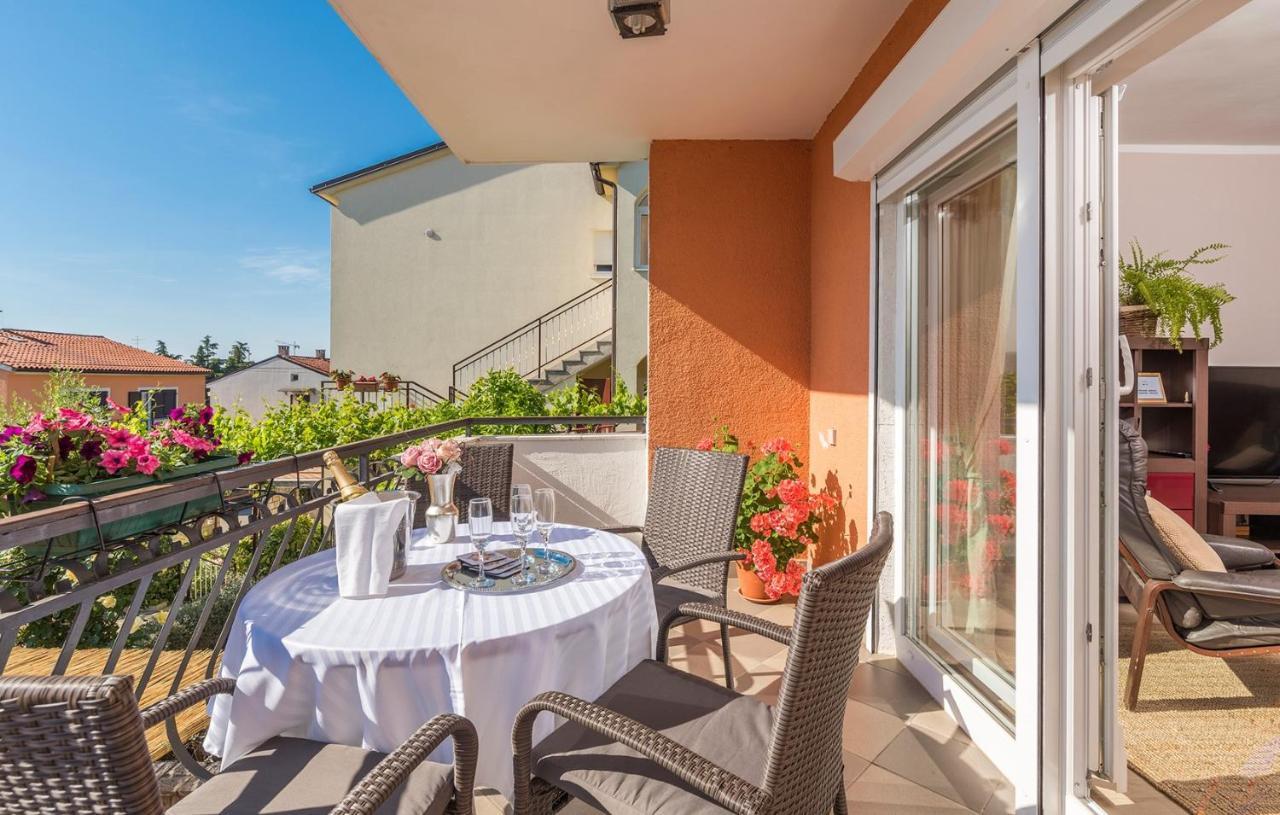 Apartments Loredana Poreč Zewnętrze zdjęcie