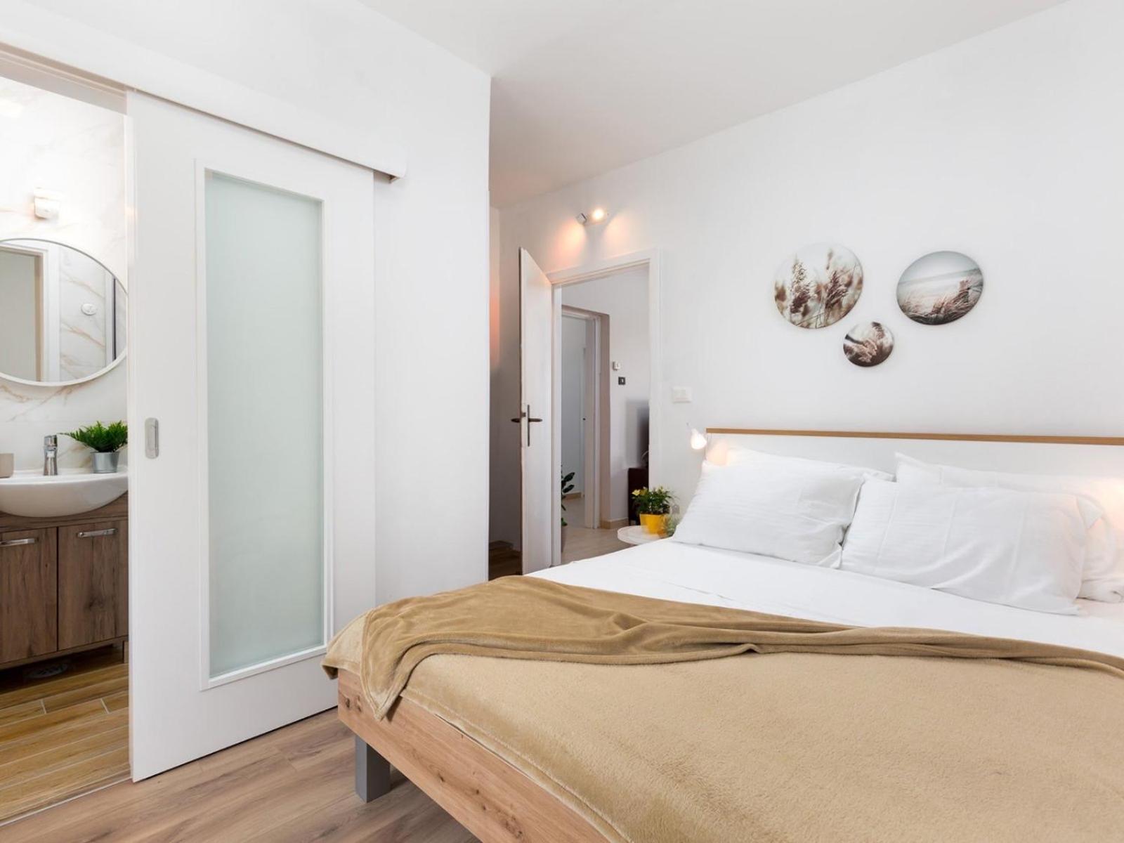 Apartments Loredana Poreč Zewnętrze zdjęcie